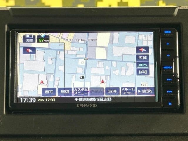 Car thumbnail 3