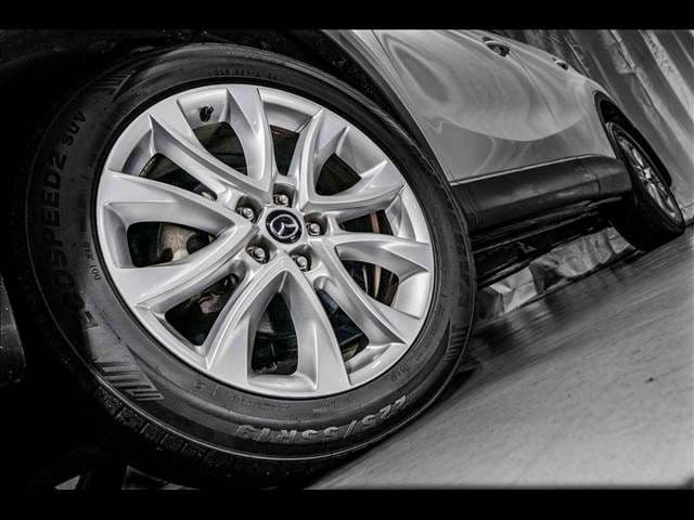 Car thumbnail 4