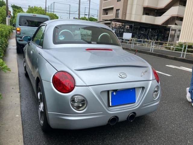 Car thumbnail 3