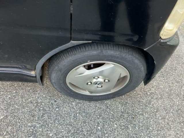 Car thumbnail 3
