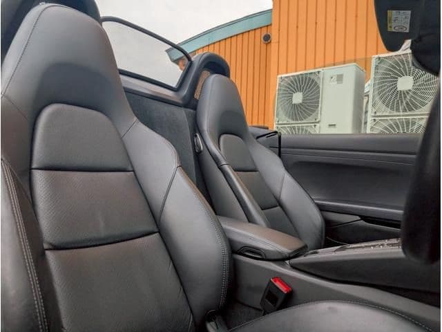 Car thumbnail 4