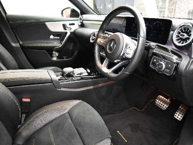 Car thumbnail 4