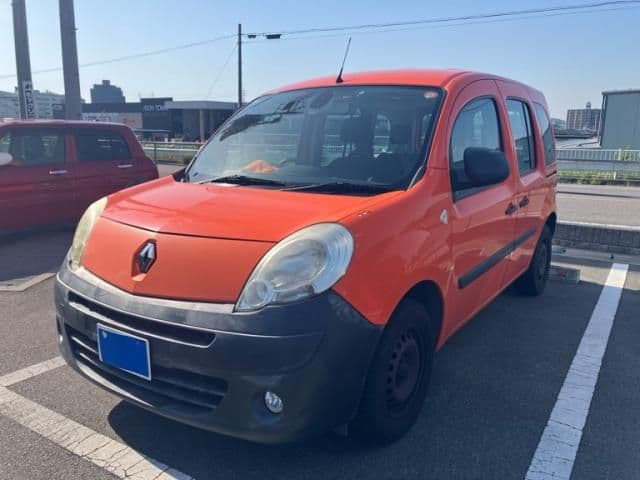 RENAULT