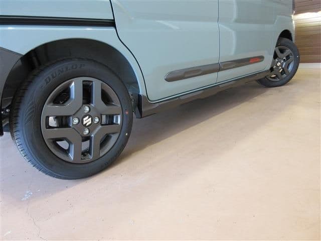 Car thumbnail 4