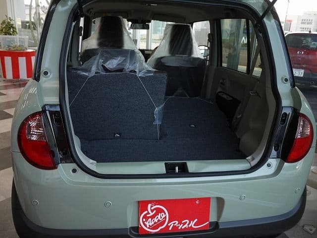 Car thumbnail 4