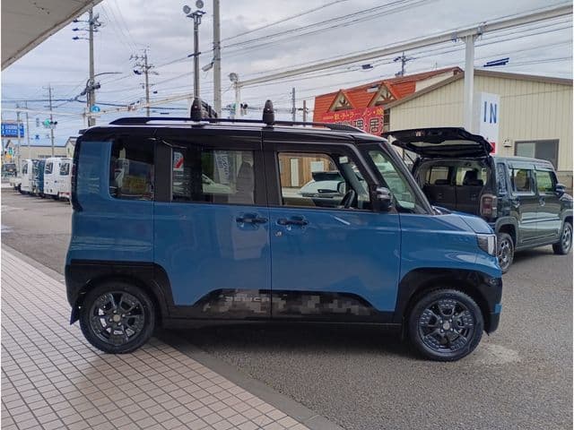 Car thumbnail 4