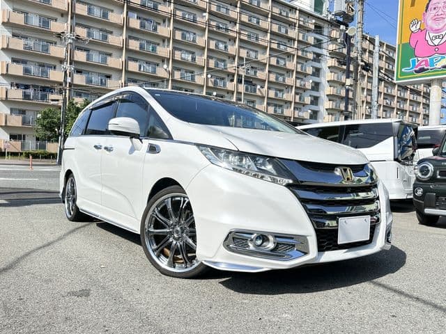 Car image 1
