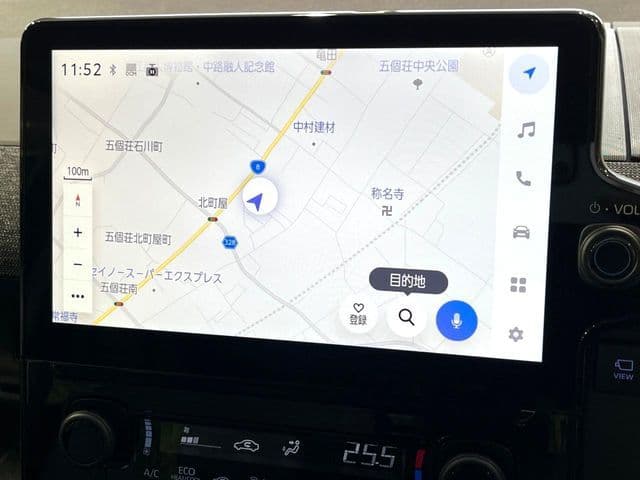 Car thumbnail 3