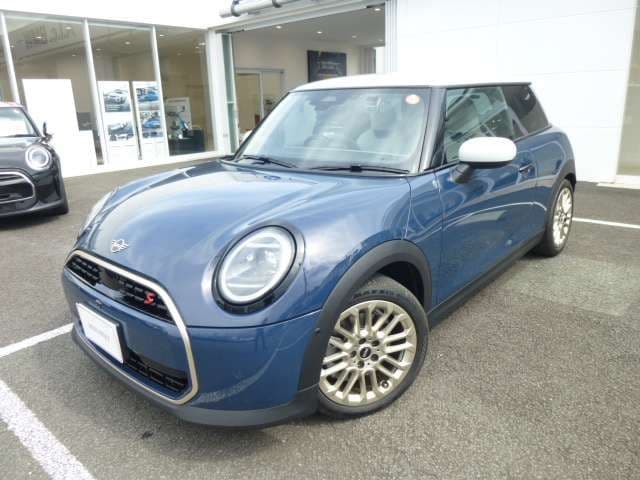 Car thumbnail 2