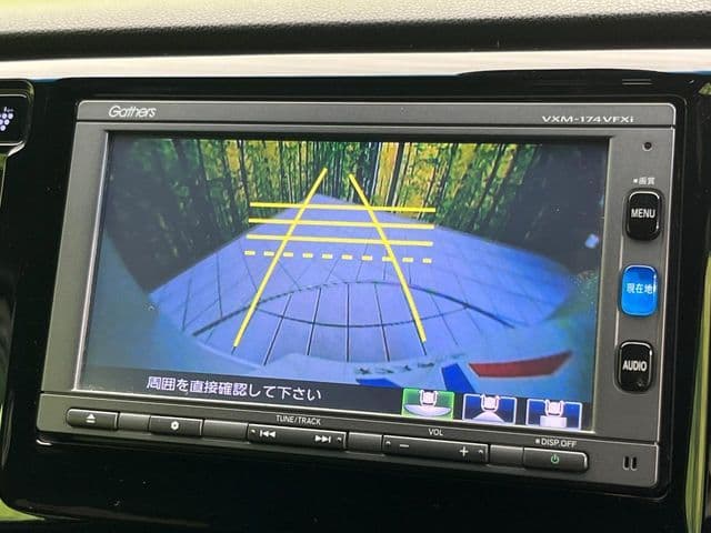 Car thumbnail 4