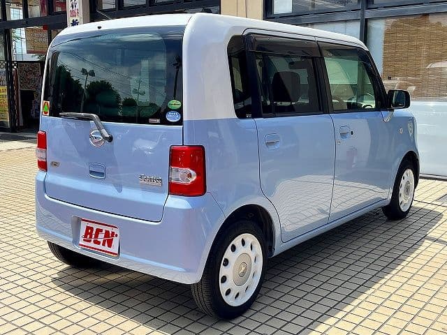 Car thumbnail 3