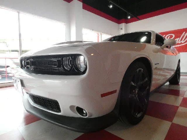 Car thumbnail 3
