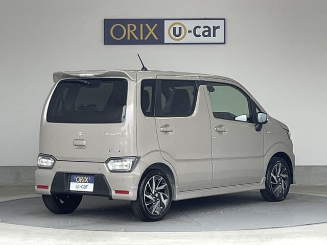 Car thumbnail 3