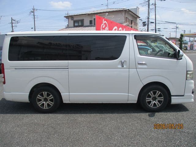 Car thumbnail 4