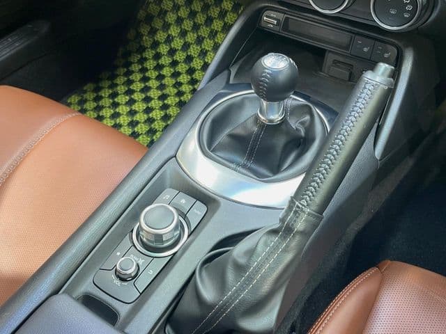 Car thumbnail 3