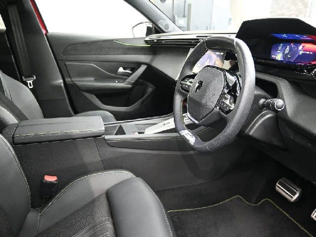 Car thumbnail 4