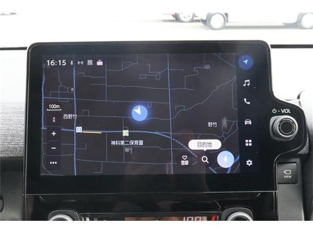 Car thumbnail 3