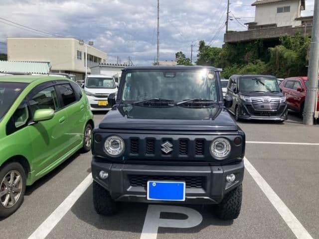 Car thumbnail 2