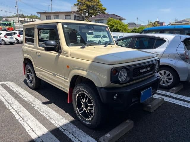 SUZUKI