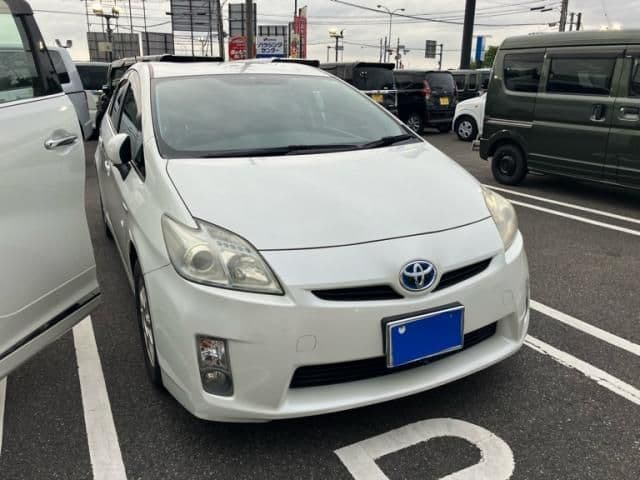 Car thumbnail 2