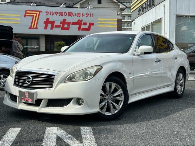 NISSAN