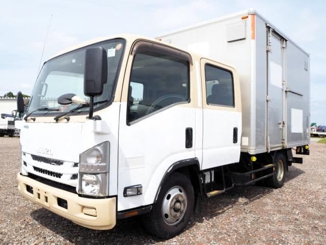 ISUZU