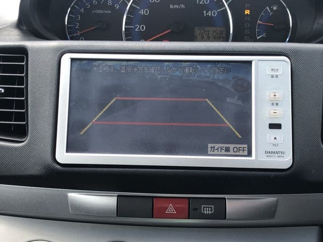 Car thumbnail 4