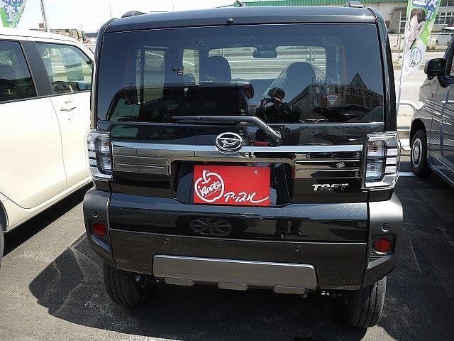 Car thumbnail 3
