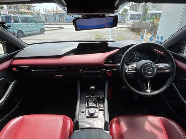 Car thumbnail 2