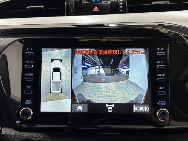 Car thumbnail 4