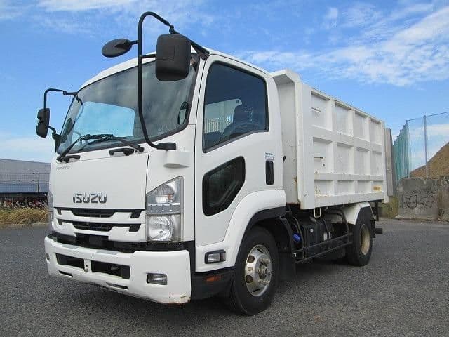 ISUZU