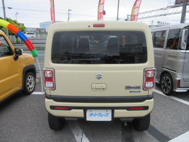 Car thumbnail 4