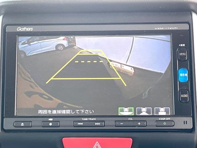 Car thumbnail 4