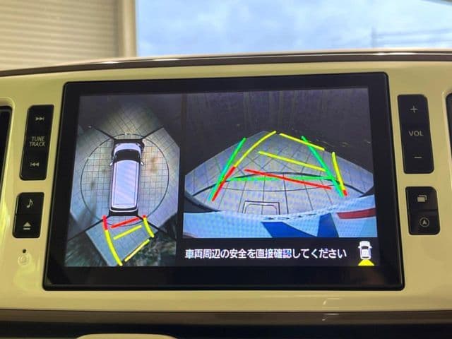 Car thumbnail 4