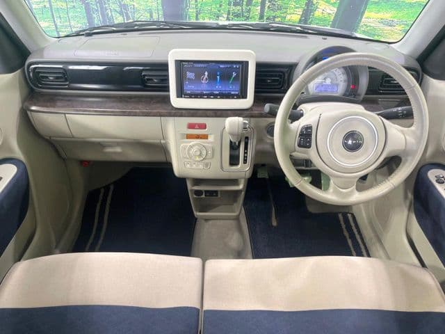Car thumbnail 2