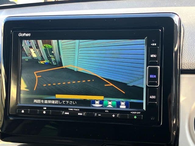 Car thumbnail 3