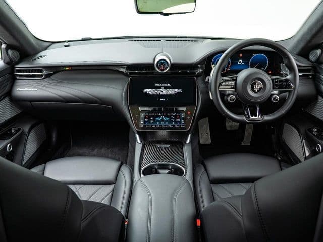 Car thumbnail 4