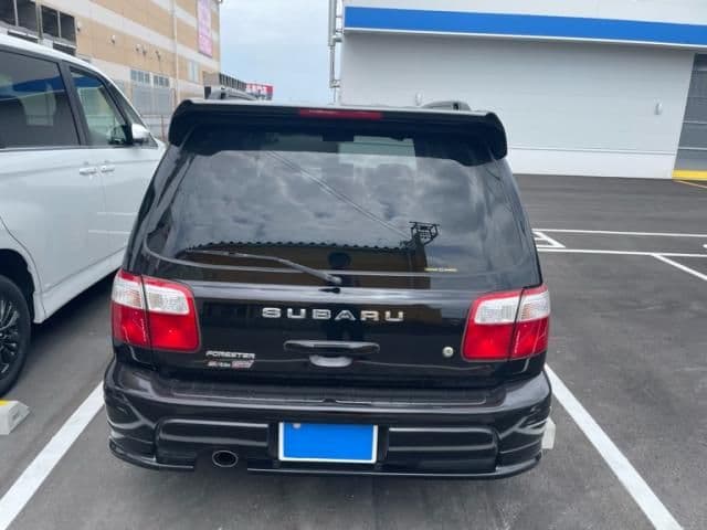 Car thumbnail 4