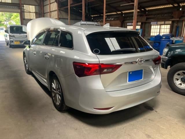 Car thumbnail 4