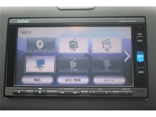 Car thumbnail 3