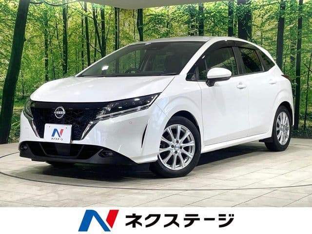 NISSAN