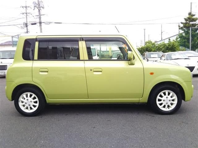 Car thumbnail 3