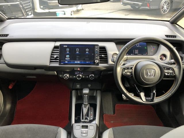 Car thumbnail 3