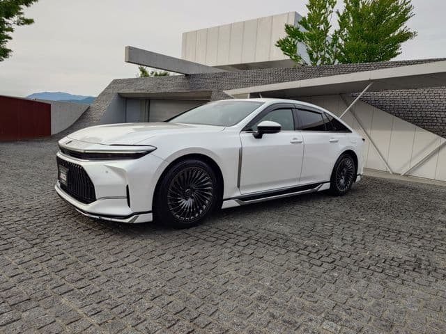 Car thumbnail 2