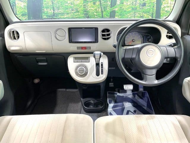 Car thumbnail 2