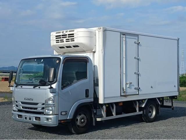 ISUZU
