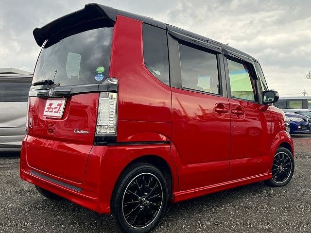 Car thumbnail 3