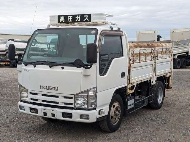 ISUZU