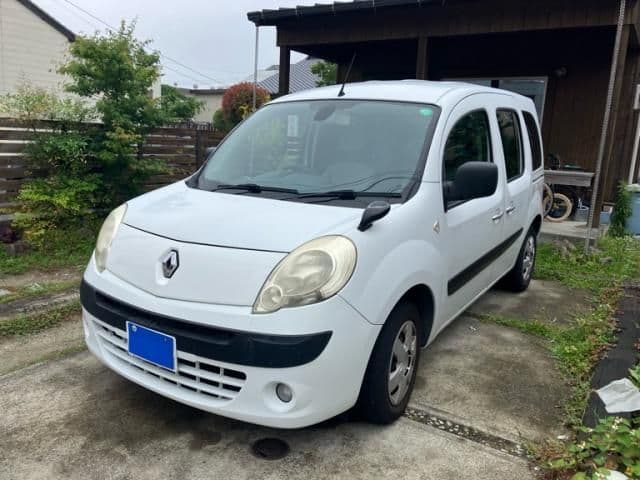 RENAULT