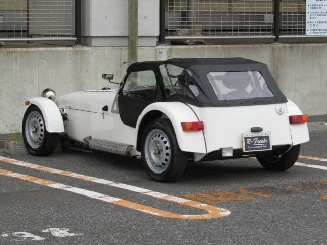 Car thumbnail 2